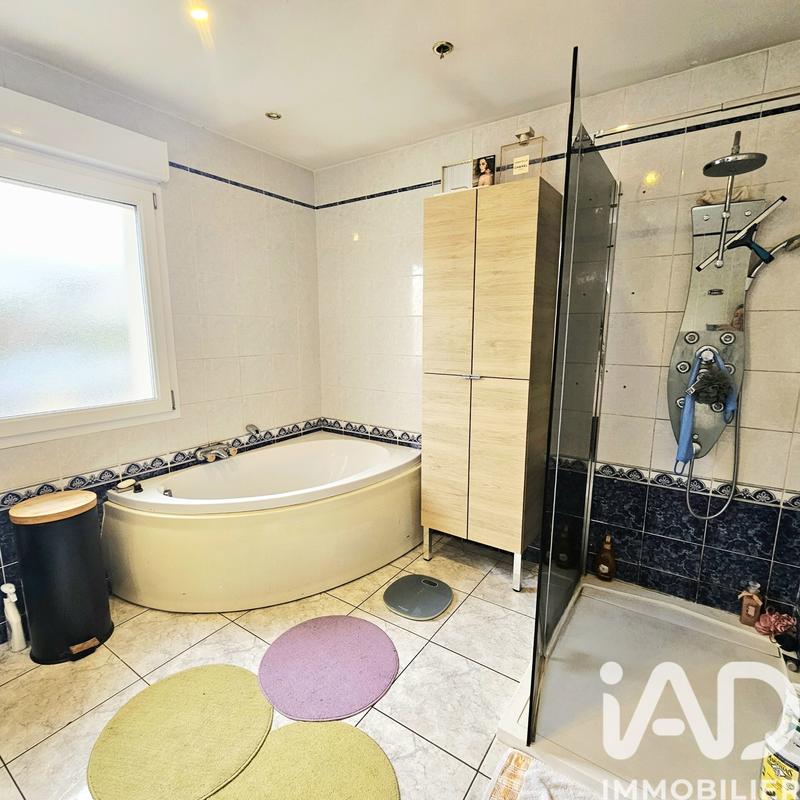 Maison - 102 m² - 5 pièces