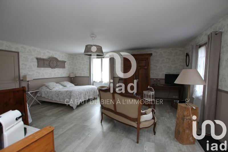 Maison - 469 m² - 18 pièces