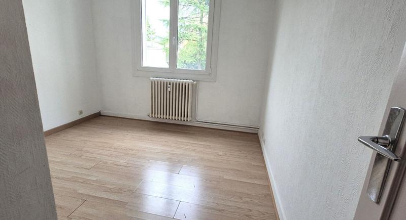Appartement - 81 m² - 5 pièces
