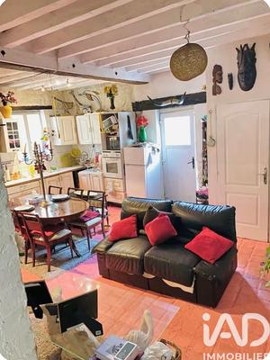 Maison - 180 m² - 10 pièces