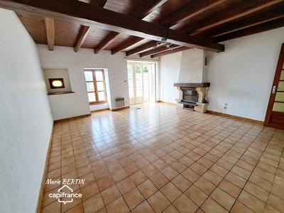 Maison - 96 m² - 5 pièces