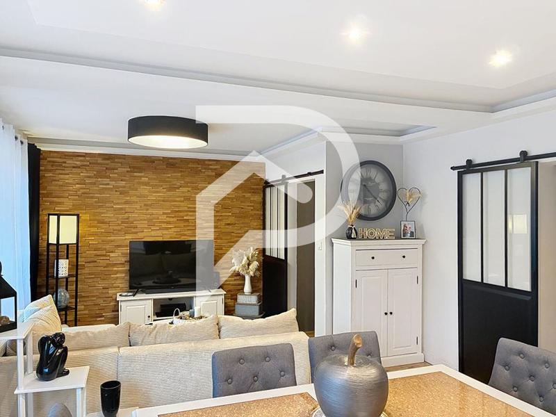 Maison - 175 m² - 5 pièces