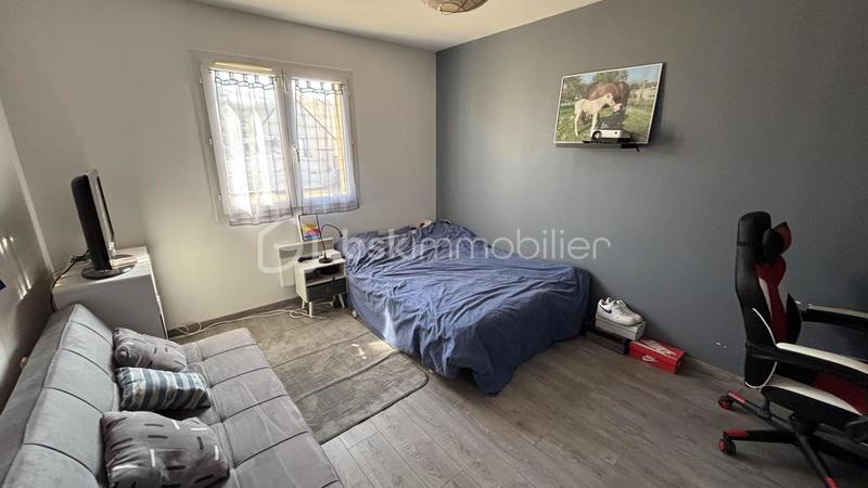 Propriété - 135 m² - 6 pièces