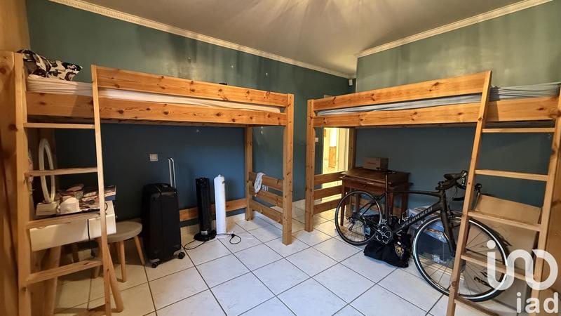 Maison - 198 m² - 5 pièces