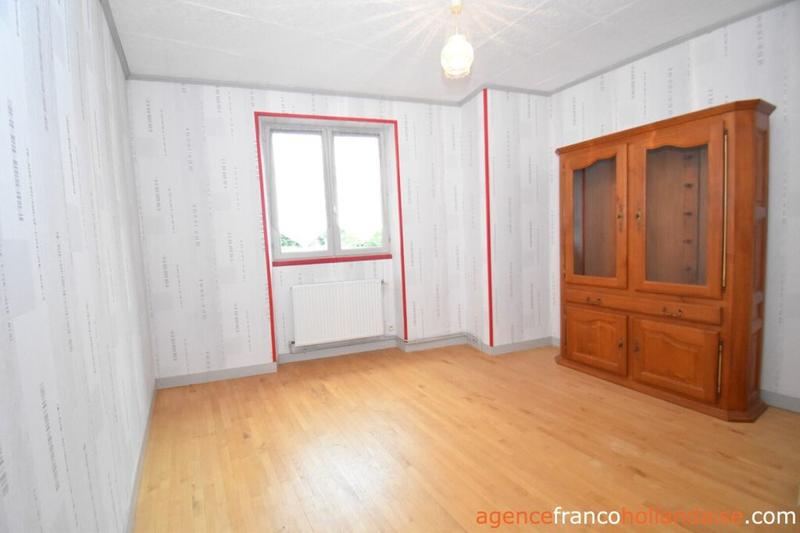 Maison - 117 m² - 9 pièces