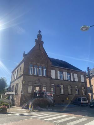 Appartement - 230 m² - 6 pièces