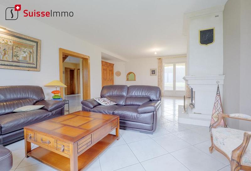 Maison - 200 m² - 7 pièces