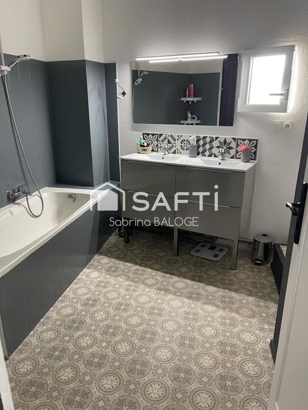 Maison - 146 m² - 6 pièces