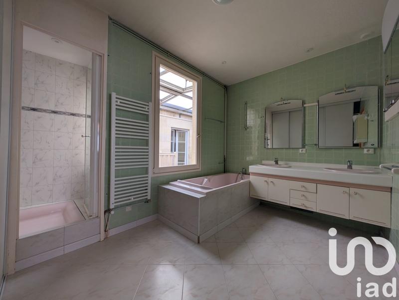 Appartement - 100 m² - 4 pièces