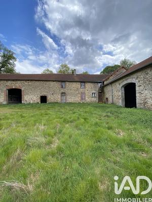 Maison - 200 m² - 5 pièces