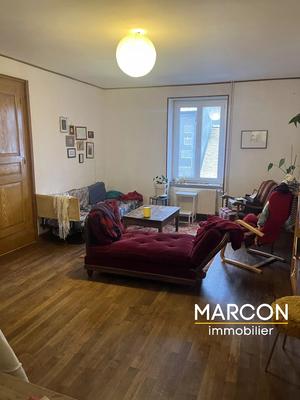 Maison - 210 m² - 10 pièces