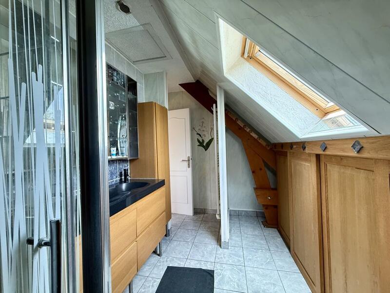 Pavillon - 145 m² - 8 pièces