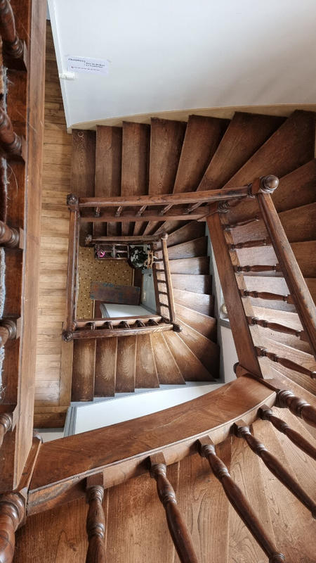 Maison - 338 m² - 14 pièces