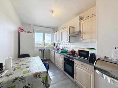 Appartement - 92 m² - 5 pièces