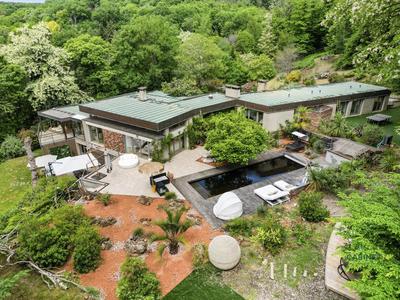 Villa - 720 m² - 10 pièces