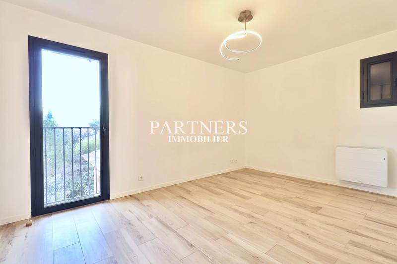 Maison - 182 m² - 5 pièces