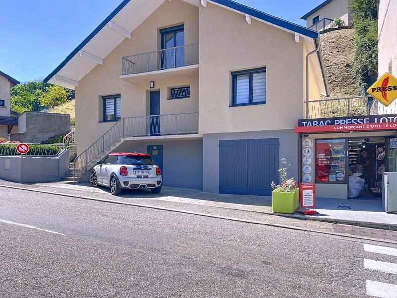 Maison - 97 m² - 6 pièces