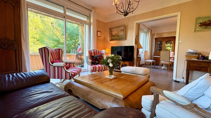 Maison - 169 m² - 7 pièces