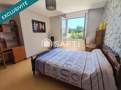 Maison - 149 m² - 6 pièces