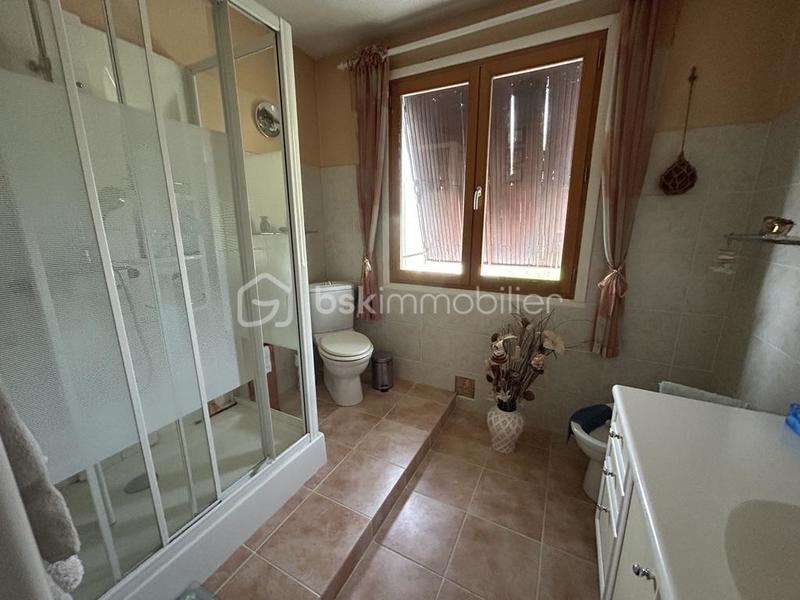 Maison - 96 m² - 4 pièces
