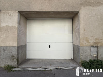 Parking / Garage - 28 m²