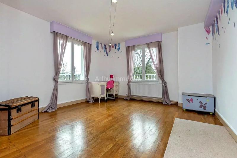 Maison - 142 m² - 6 pièces