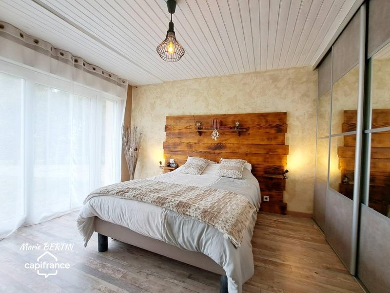 Maison - 161 m² - 7 pièces