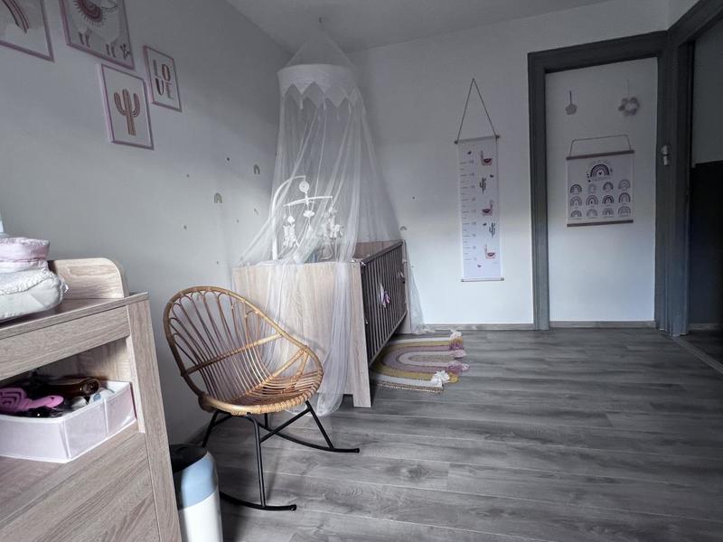 Appartement ancien - 99 m² - 5 pièces