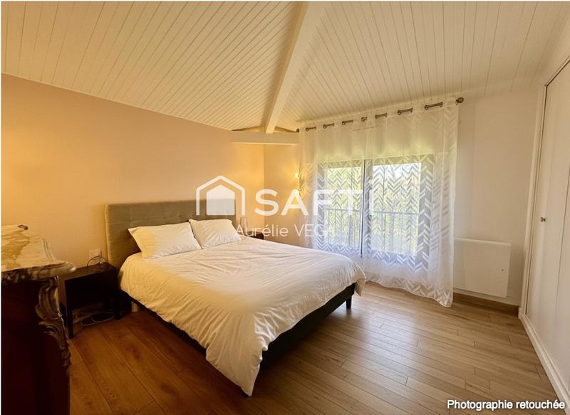 Maison - 204 m² - 7 pièces