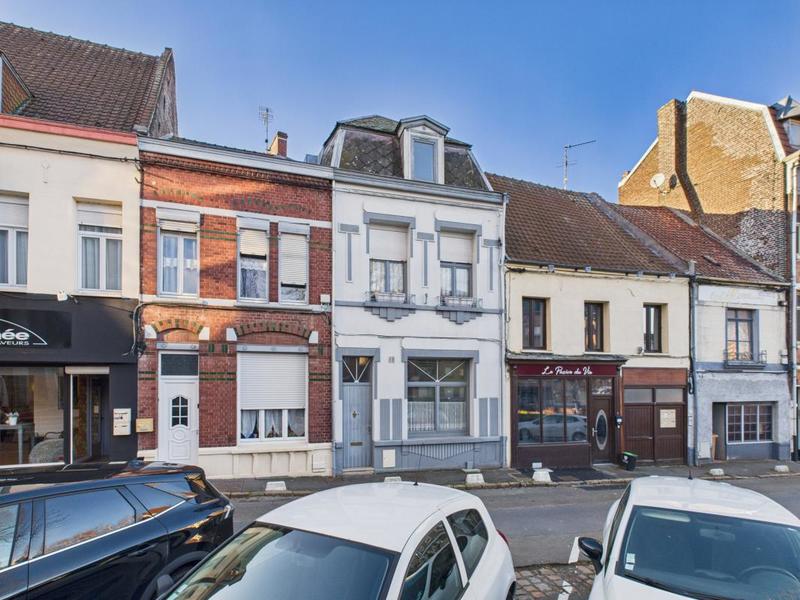 Maison - 140 m² - 6 pièces