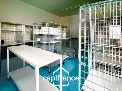 Local d'activité / Entrepôt - 792 m² - 10 pièces