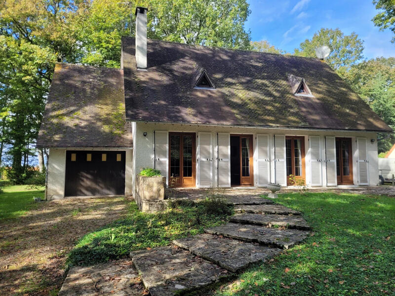 Maison - 140 m² - 6 pièces