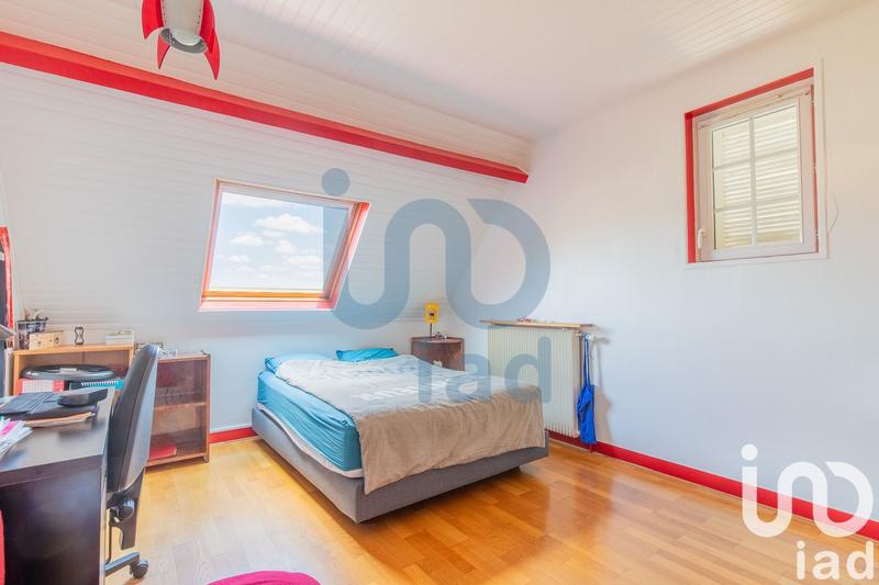 Maison - 172 m² - 9 pièces