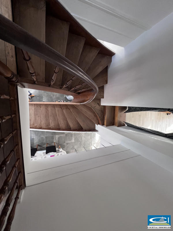 Maison - 144 m² - 4 pièces