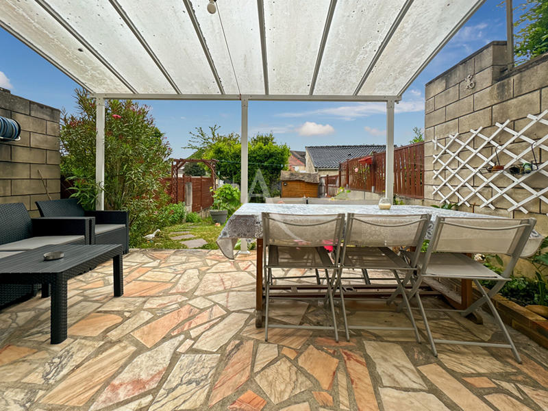 Maison - 85 m² - 4 pièces