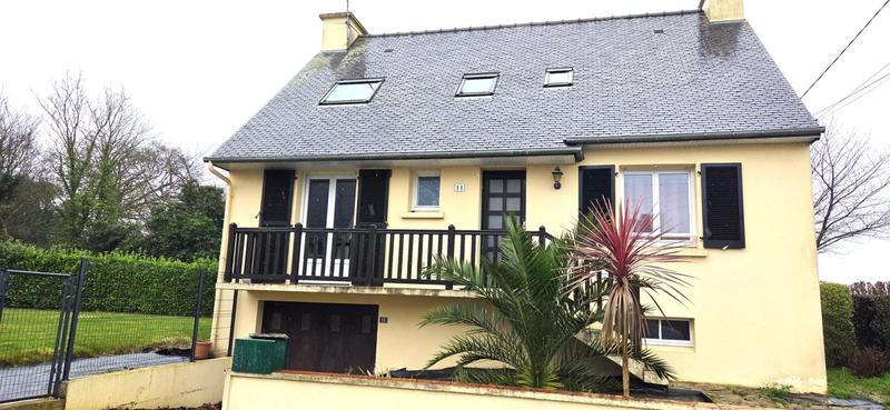 Maison traditionnelle - 123 m² - 6 pièces