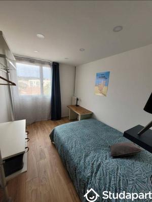 Chambre - 10 m² - 1 pièce