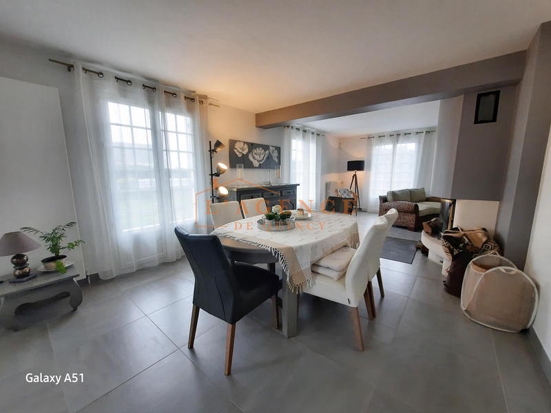 Maison - 188 m² - 6 pièces