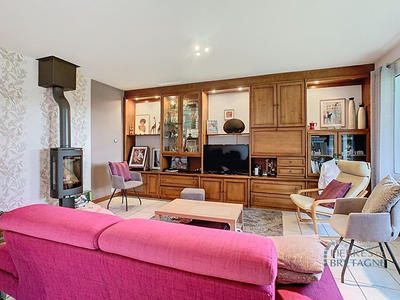 Maison - 166 m² - 6 pièces