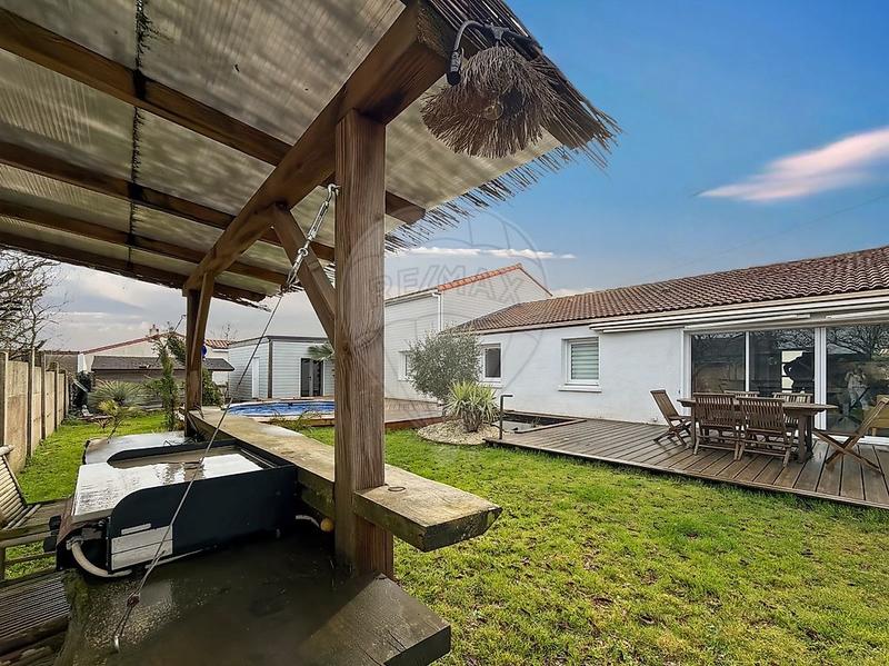 Maison - 140 m² - 6 pièces