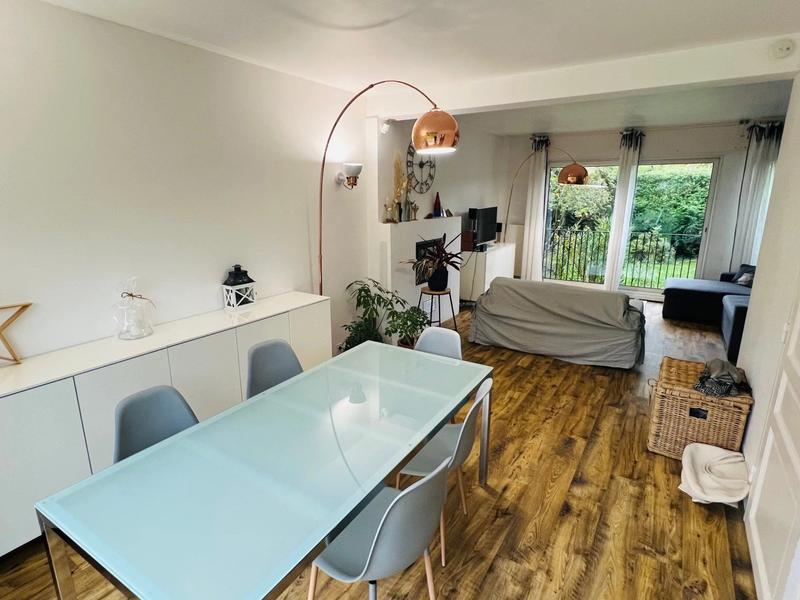 Maison - 135 m² - 6 pièces