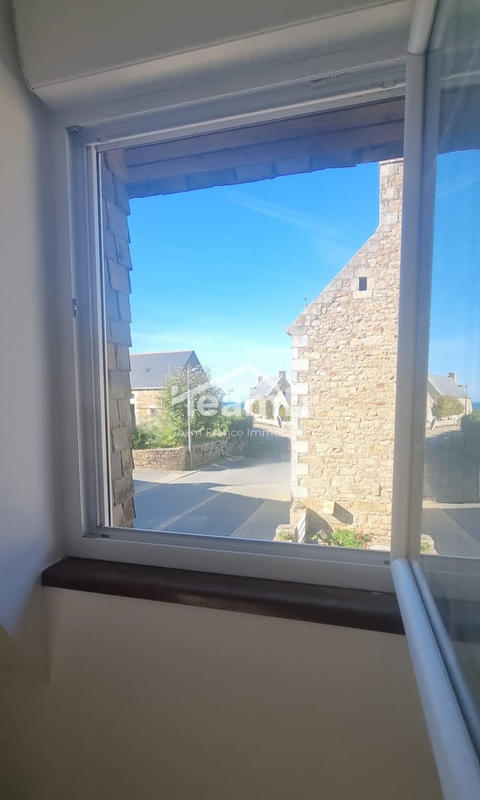 Maison traditionnelle - 96 m² - 4 pièces