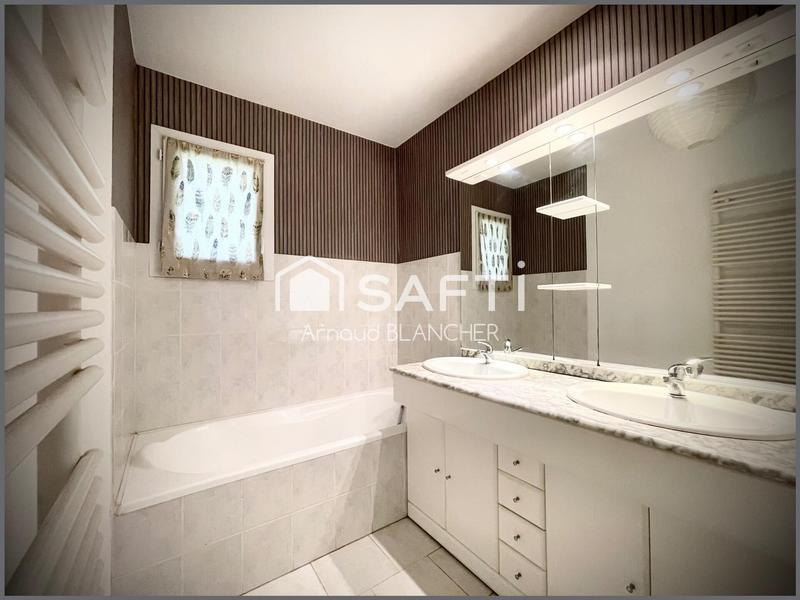 Maison - 91 m² - 4 pièces