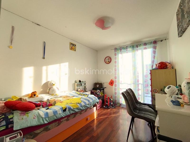 Appartement - 101 m² - 5 pièces