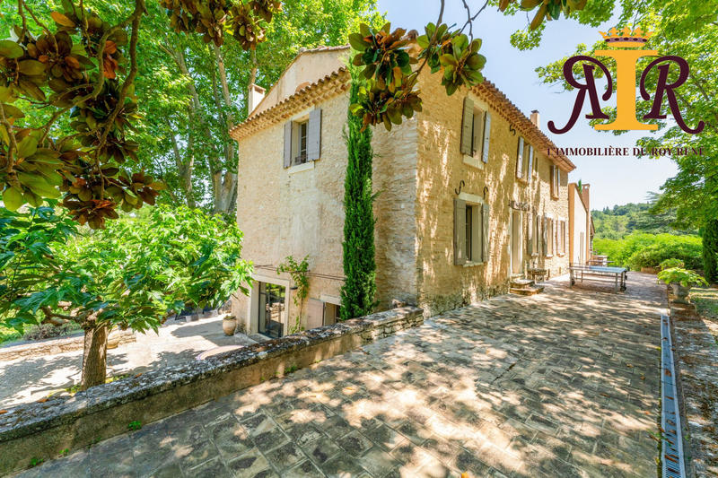 Bastide - 450 m² - 12 pièces