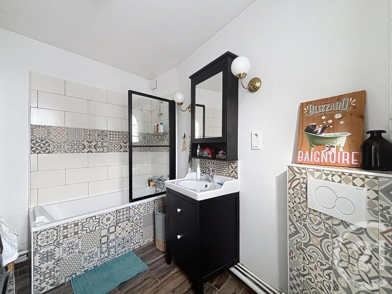 Maison - 75 m² - 4 pièces