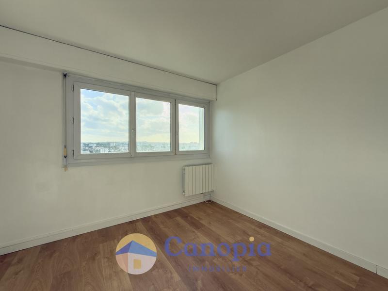 Appartement - 90 m² - 5 pièces