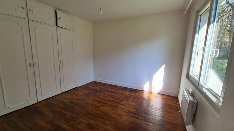 Maison - 285 m² - 13 pièces