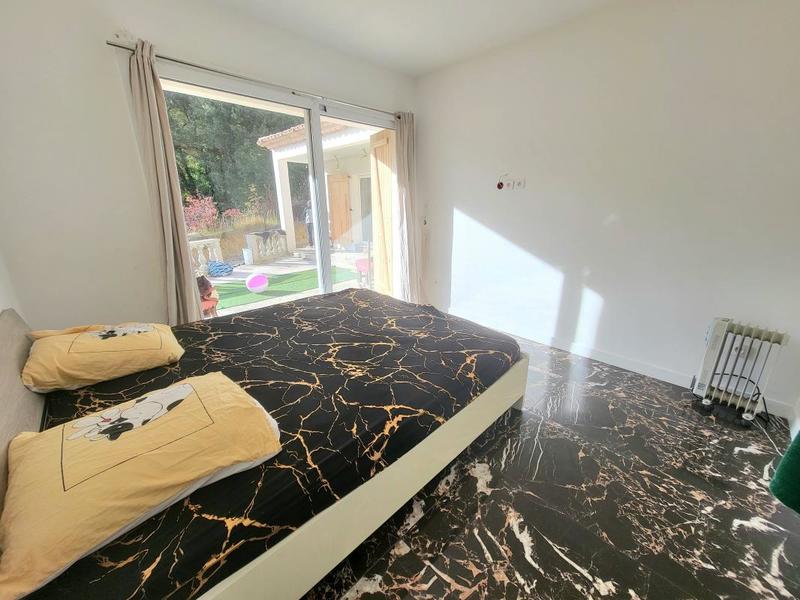 Maison - 170 m² - 5 pièces