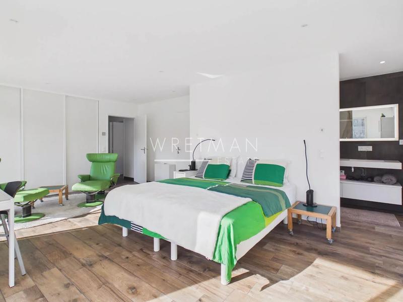 Villa - 203 m² - 5 pièces